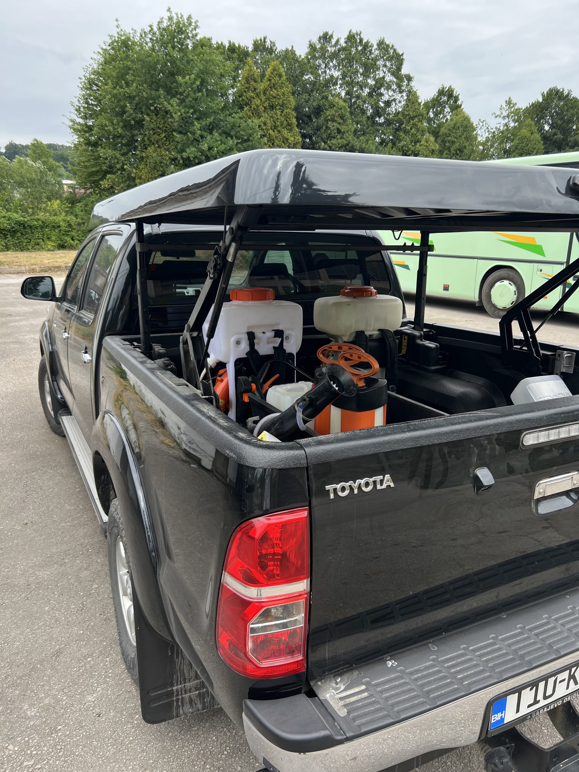 pick-up-truck