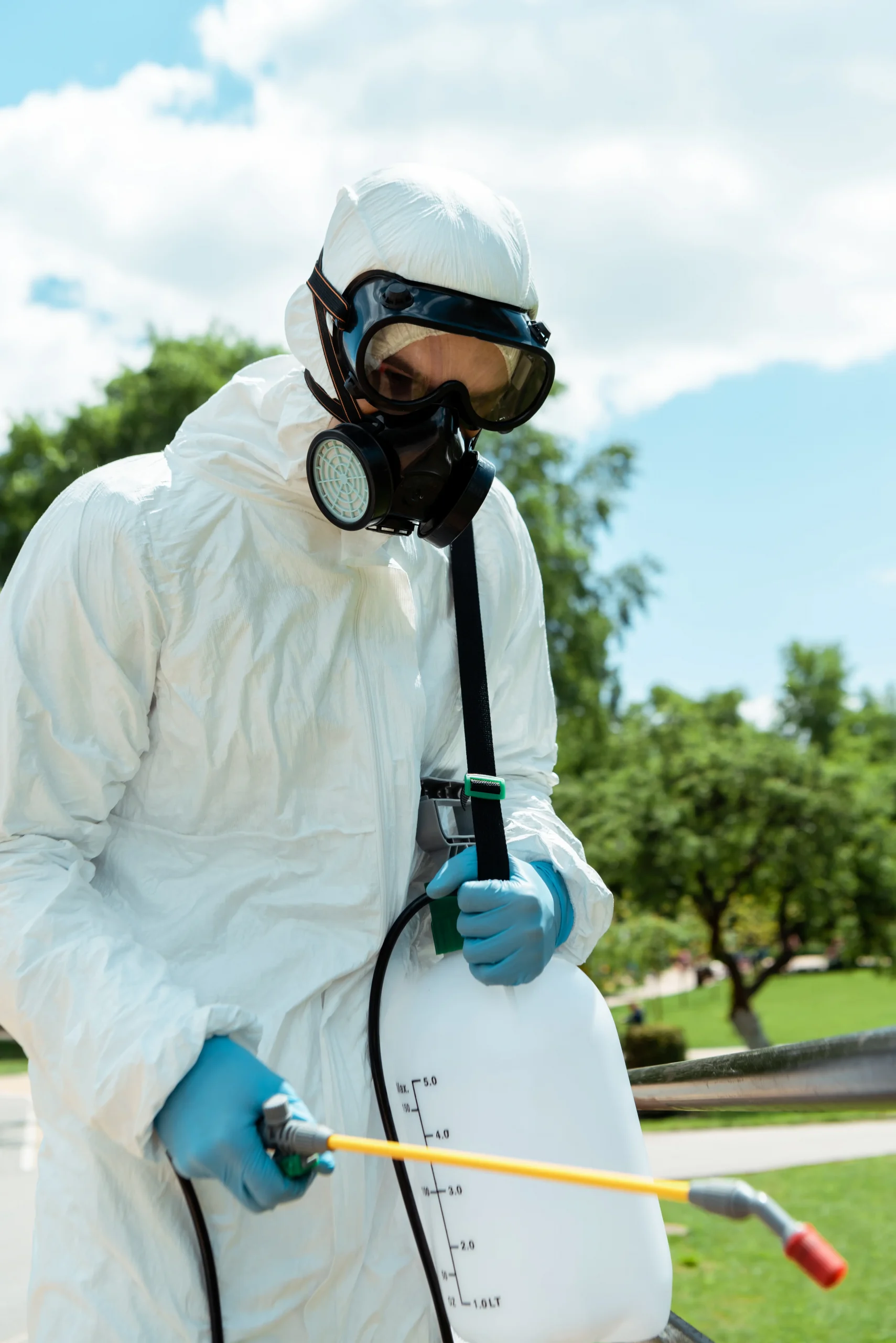 specialist-in-hazmat-suit-and-respirator-disinfect-2024-11-10-16-03-27-utc